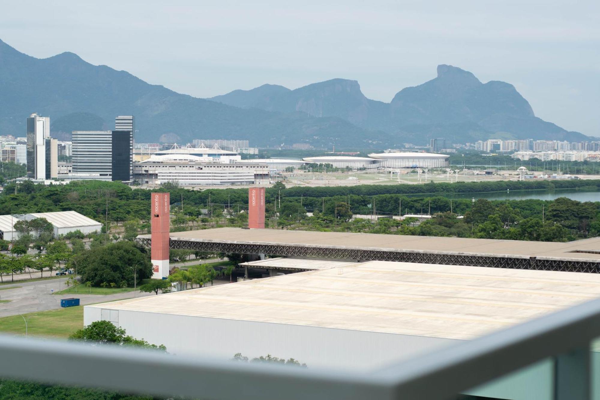Apartamento Prime Riocentro - & Flats *