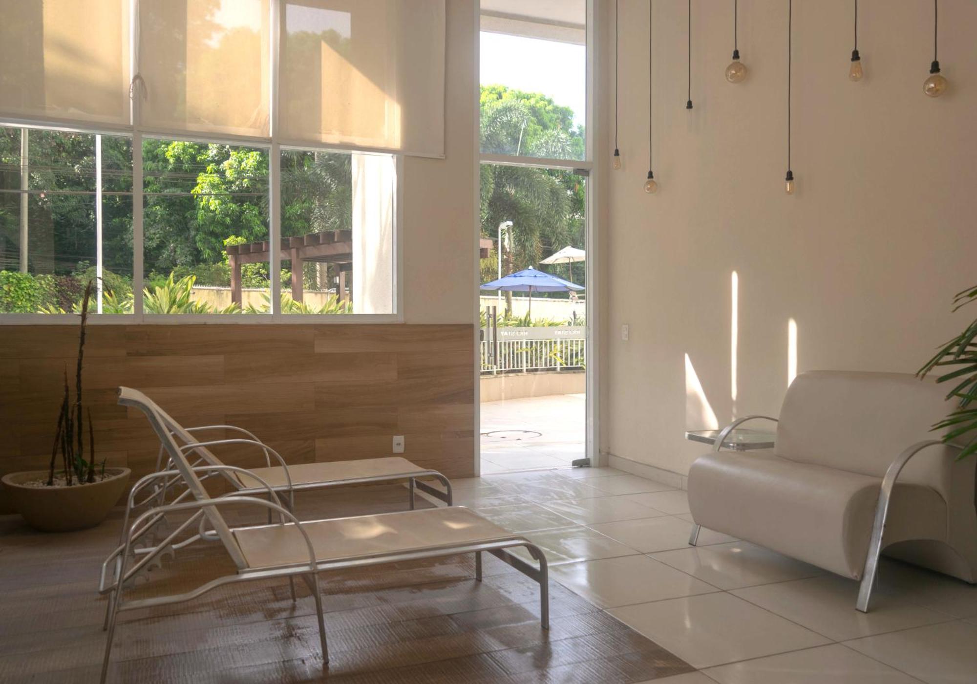 Prime Riocentro - & Flats Appartamento